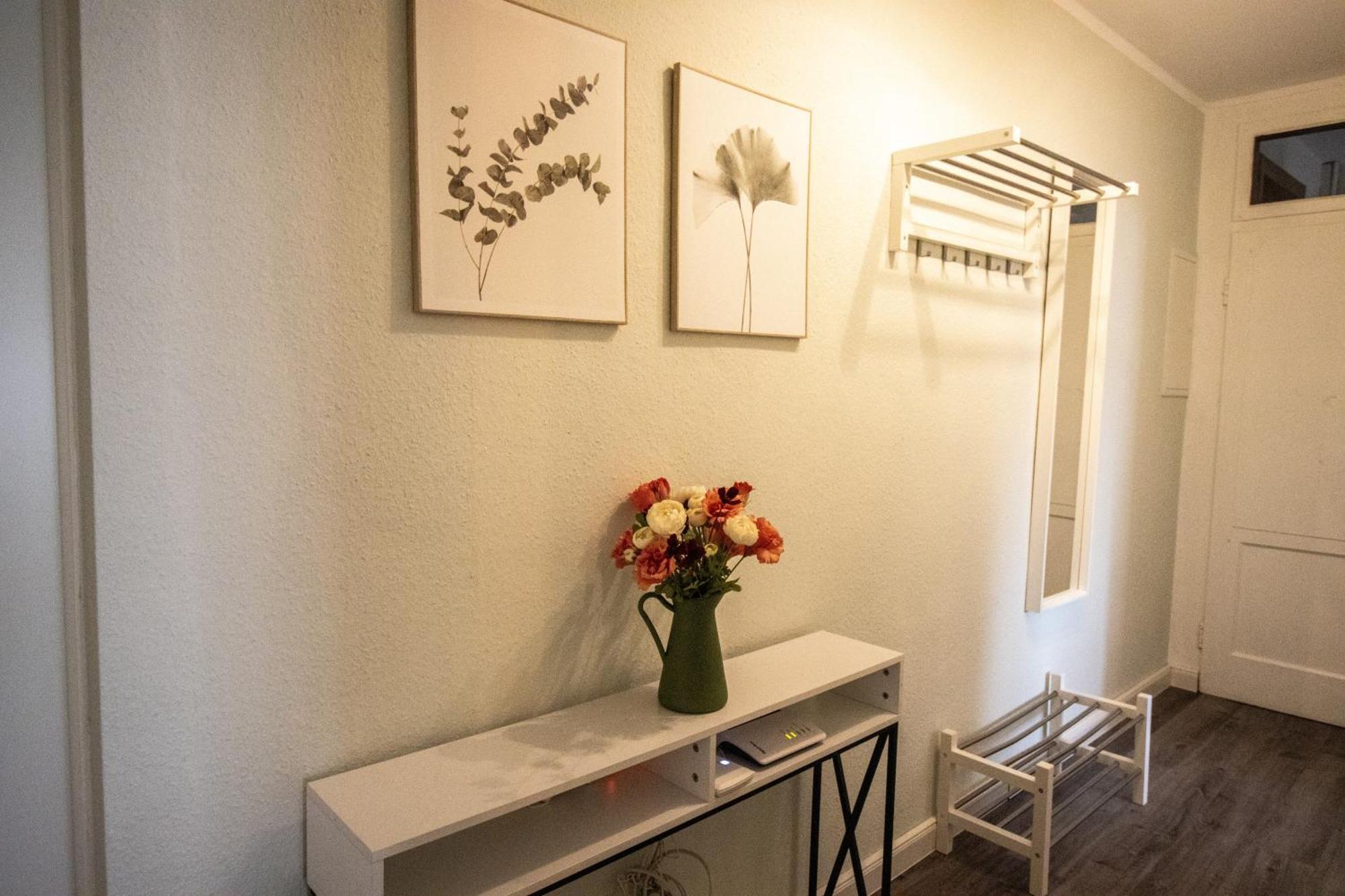 הנובר Wohnung Fuer 5 Gaeste Grosse Kueche Messe- Und Citynah מראה חיצוני תמונה