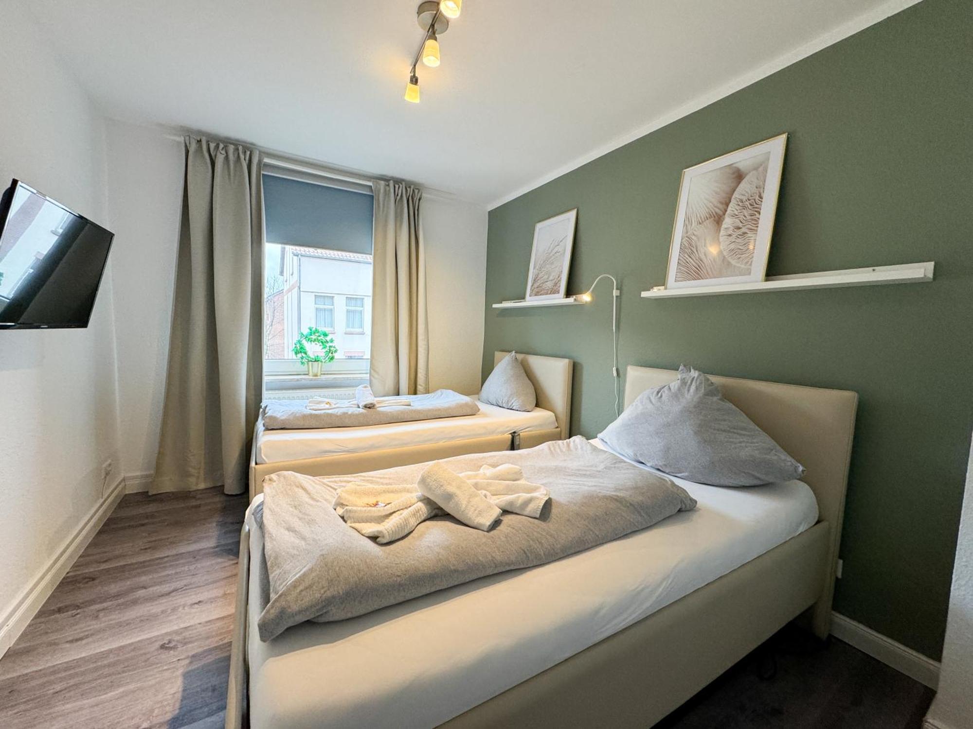הנובר Wohnung Fuer 5 Gaeste Grosse Kueche Messe- Und Citynah מראה חיצוני תמונה