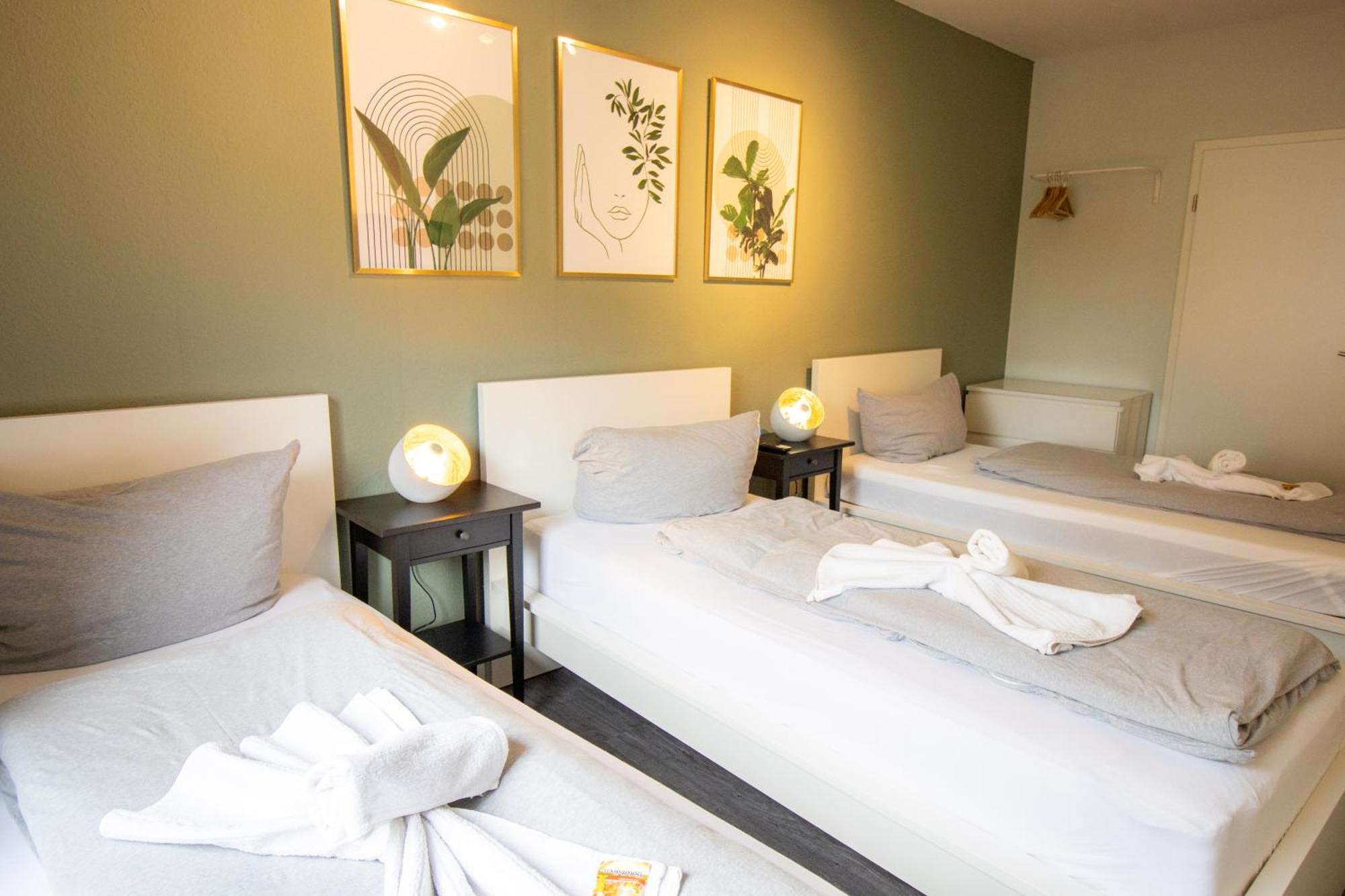 הנובר Wohnung Fuer 5 Gaeste Grosse Kueche Messe- Und Citynah מראה חיצוני תמונה