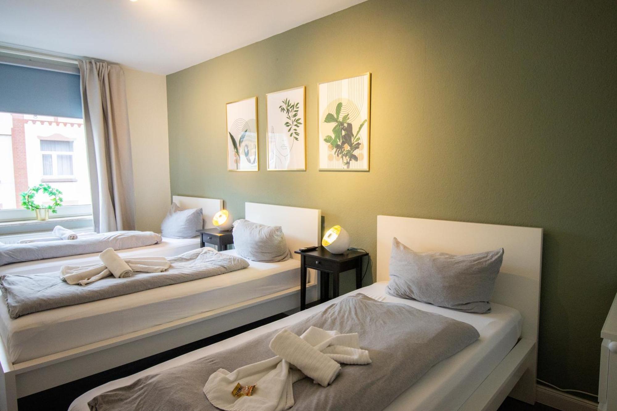 הנובר Wohnung Fuer 5 Gaeste Grosse Kueche Messe- Und Citynah מראה חיצוני תמונה